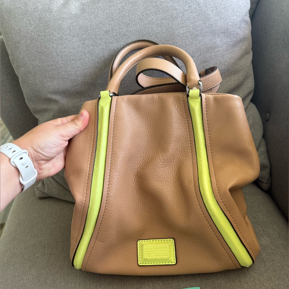 MARC by MARC JACOBS Q Fran Leather  Satchel/Crossbody Bag Top Handle 2 Way